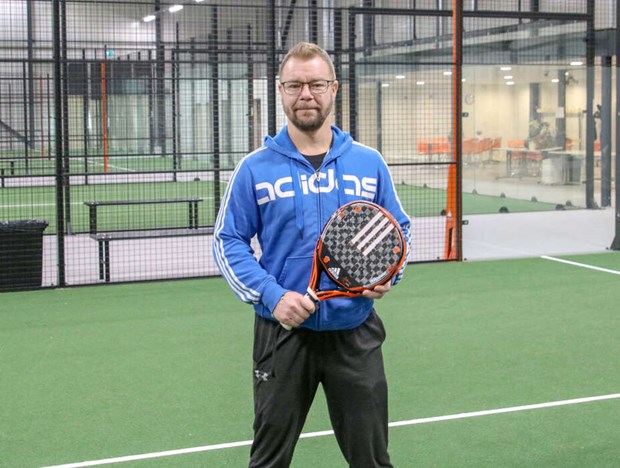 Båstadbo har byggt ny  padelhall i Mellby