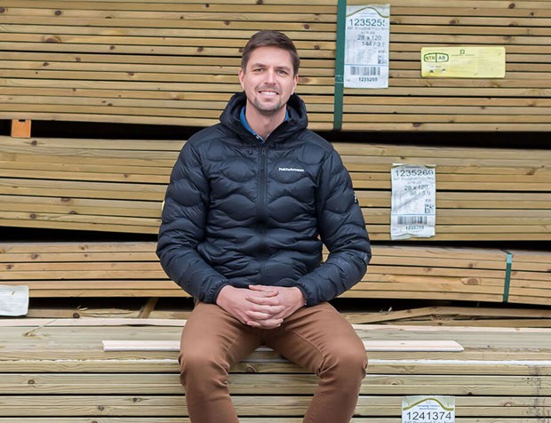 Tennisen tog Fredrik Bergh till Bjäre