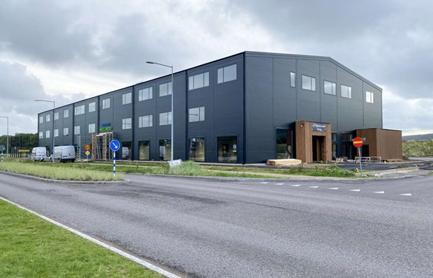 Ny aktör tar över padeln i padelhallen