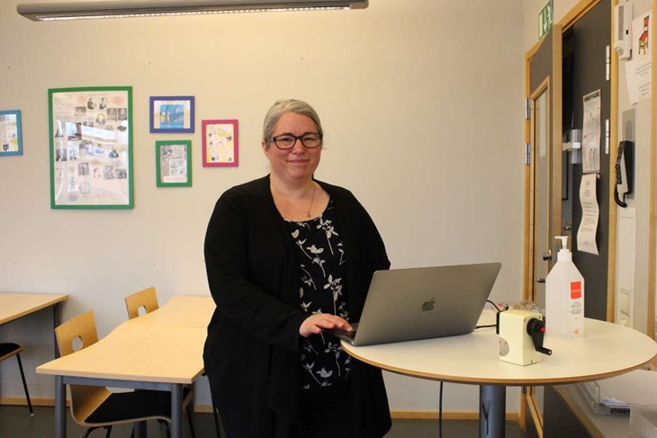 Camilla Appelgren är lärare i matematik och naturkunskap på Vuxenutbildningen i Båstad. Foto: Carina Nilsson