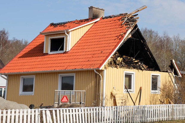 Villan blev i det n�rmaste totalf�rst�rd