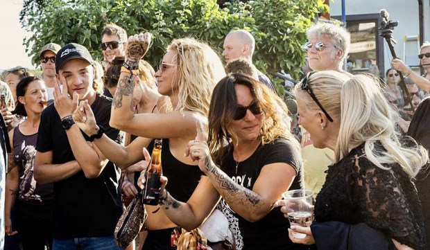 Succé efter trädgårdsfest som spårade ur Succé efter trädgårdsfest som spårade ur
