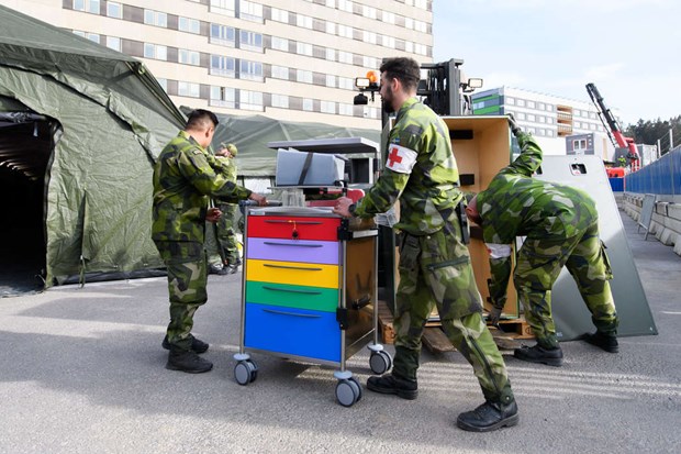 Lagt i h�gre v�xel: S� ska B�stad rustas