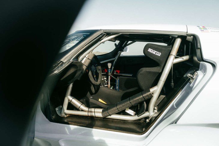 Bilen är byggd för racing men fick aldrig chansen att tävla. Foto: Pressbild