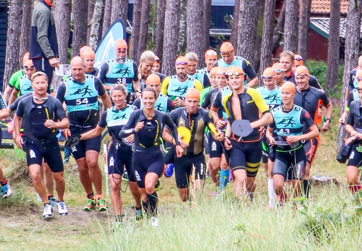 Starten i Torekov Swimrun går nedanför Hotel Riviera. Foto: Peter Jakobsson/Arkiv