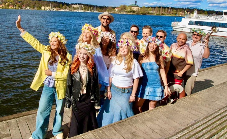 Hela Diggiloogänget samlat för repetitioner i Stockholm. Foto: Pressbilld