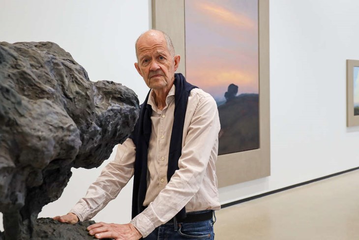 "Det är som att trädet från tavlan kommit ut i verkligehten", förklarar Peter Frie. Foto: Peter Jakobsson