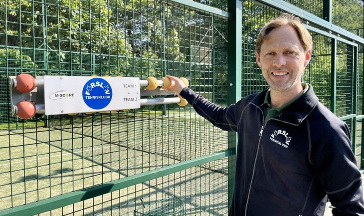Förslövs TK har även en padelbana. Ett bra komplement. Men Anders Höjman föredrar tennis. Foto: Johan Jönsson