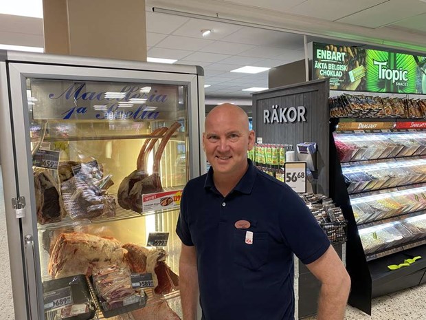 Marcus vet precis vad tennisbesökarna vill ha