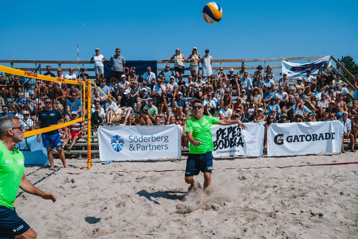 Ingen beachvolley i Båstad utan Patrik Ekwall. Foto Johan Lilja