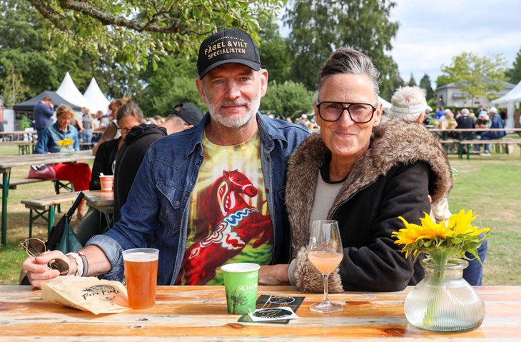Peter Rosengren och Emma Wistrand njöt av Food Fest på Norrviken. Foto: Peter Jakobsson