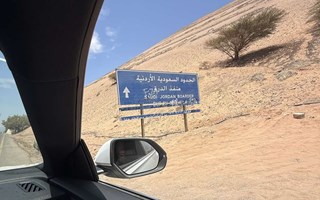Christopher körde hem - från Dubai till Båstad