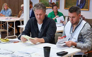 Sista rösterna räknas i Båstad – mandat kan fortfarande flytta på sig