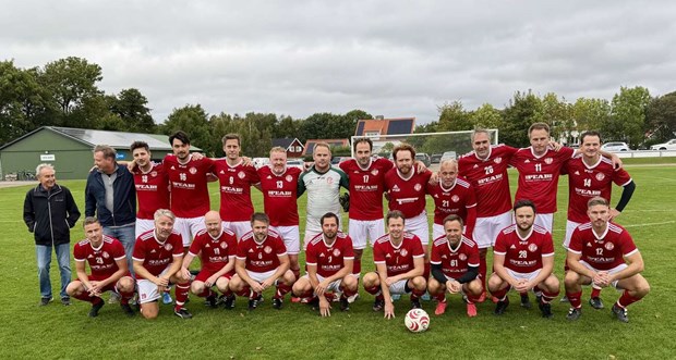 Legenderna gjorde comeback när Förslövs IF fyllde 100