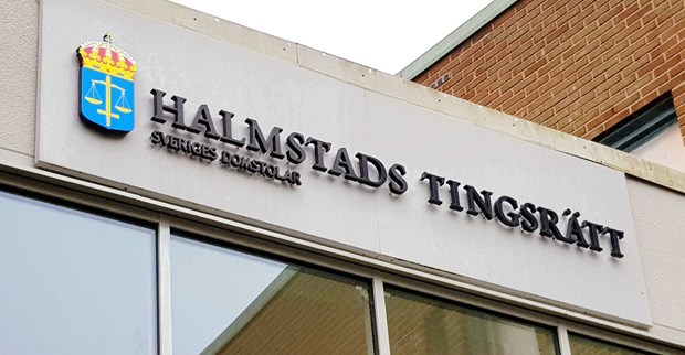 Sålde knark framför ögonen på polisen