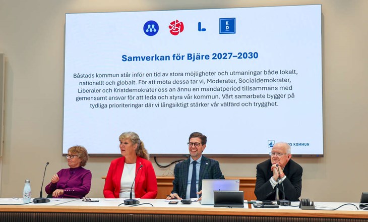 Gitte Dahlin (L), Ingela Stefansson (S), Johan Olsson Swanstein (M) och Krister Lilja (KD) menar att de har god erfarenhet av att styra i koalition och ska så fortsätta. Foto: Peter Jakobsson 