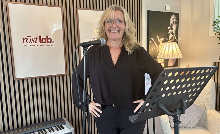 Monica Christoffersson startade Röstlabbet för att ge alla möjlighet att jobba med sin röst. Foto: Johan Jönsson